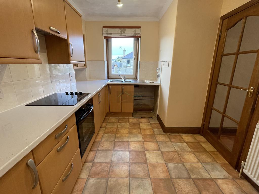 Kitchen a.JPG