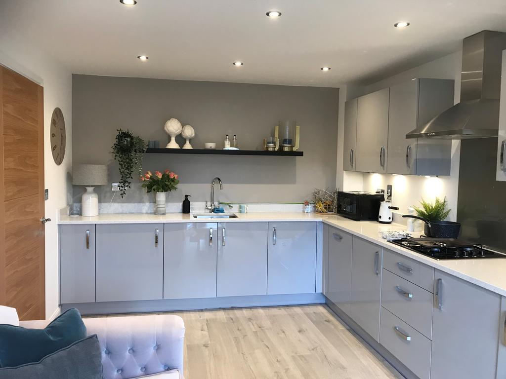 Kitchen 3.jpg