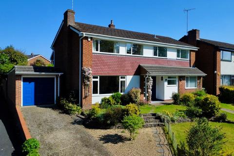 4 Croft Way, Frimley, Camberley, GU16 8LN