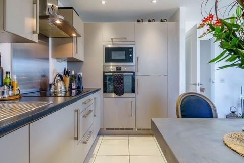 2 bedroom apartment for sale, Bootmakers Court, Ben Johnson Road, London, E1