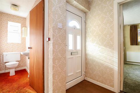 6 Willow Road, Horsham, RH12 4UN