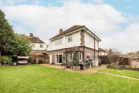 3 bedroom detached house for sale, Woodyates Road, London SE12