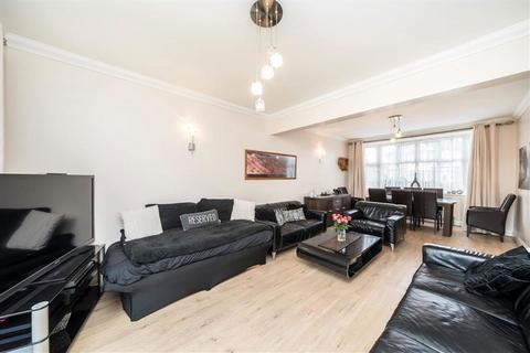 3 bedroom detached house for sale, Woodyates Road, London SE12