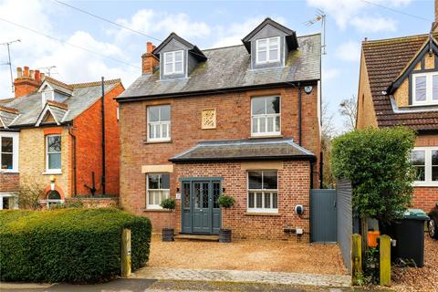 Hillside Road, Chorleywood, Rickmansworth, Hertfordshire, WD3