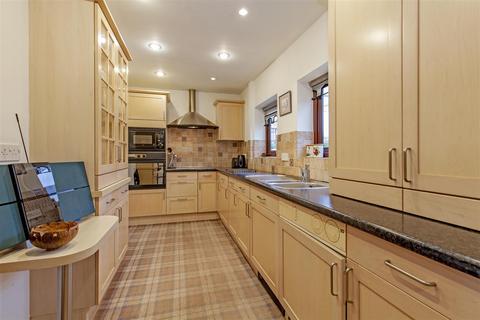 2 bedroom detached bungalow for sale, Fellview Close, Hathersage, Hope Valley