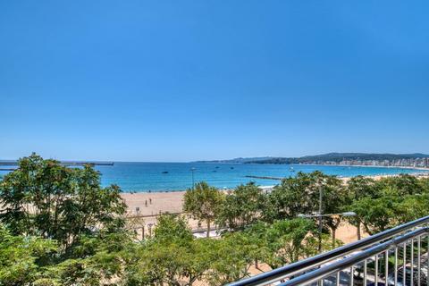 4 bedroom property, Carrer de Mallorca