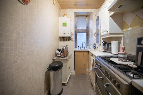 2 bedroom flat for sale, Laverockhall Street, Glasgow G21