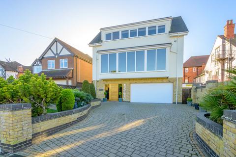 4 bedroom detached house for sale, Shardeloes Road, Skegness PE25