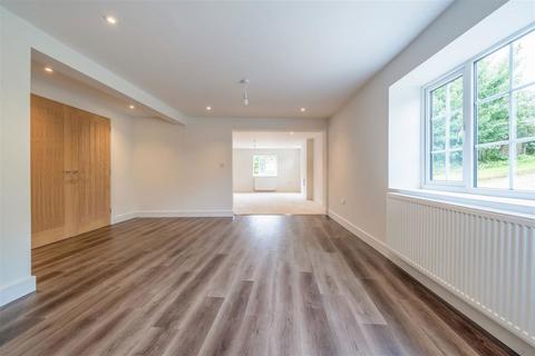 undefined, Grimley House, Grimley, Worcester, Worcestershire. WR2 6LU