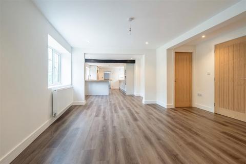 undefined, Grimley House, Grimley, Worcester, Worcestershire. WR2 6LU