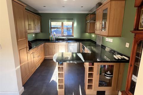 4 bedroom semi-detached house for sale, Clydach, Abergavenny, Monmouthshire, NP7