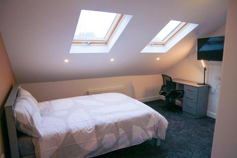 5 bedroom terraced house to rent, Hugh Road, Coventry