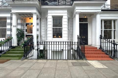 2 bedroom ground floor flat for sale, Collingham Place, London, SW5 0QF
