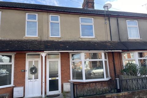 3 bedroom terraced house to rent, Devon Road, Felixstowe IP11