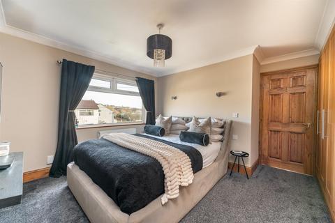 1 Coppice Wood Close, Guiseley, Leeds, LS20 9JR