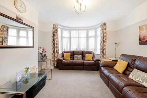 3 bedroom semi-detached house for sale, Cranmore Avenue, Isleworth TW7