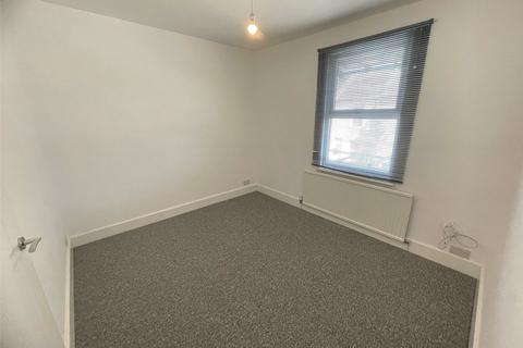 17 Stanley Road, Northfleet, Gravesend, DA11 7AR
