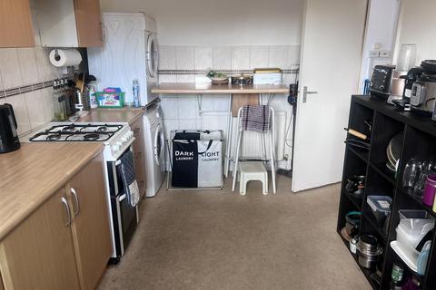 2 bedroom apartment to rent, Finchley Lane, Hendon, London, NW4