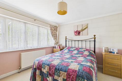 48 Hobbs Close, Cheshunt, Waltham Cross, EN8 0ED