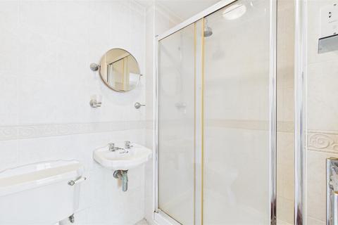 48 Hobbs Close, Cheshunt, Waltham Cross, EN8 0ED