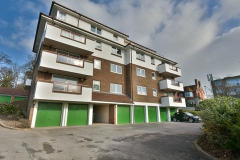 2 bedroom flat for sale, Buckhurst Road, Bexhill-on-Sea, TN40