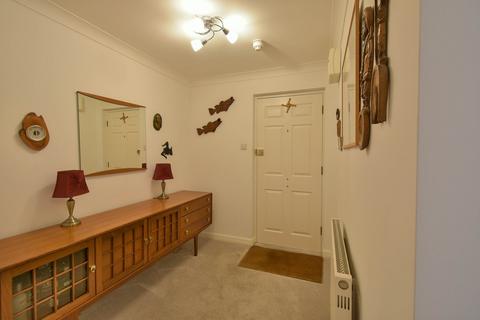 2 bedroom flat for sale, Buckhurst Road, Bexhill-on-Sea, TN40