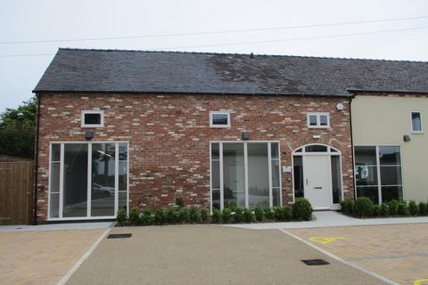 Office to rent, The Hayloft, Ednaston Park, Painters Lane, Ednaston, Ashbourne, Derbyshire, DE6