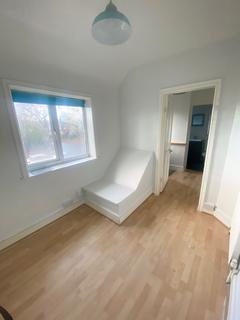 92 Gladeside Road, Manchester, M22 9GG