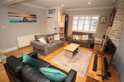 3 bedroom cottage for sale, Ballard Road, Poole