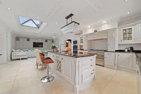 undefined, Elm Grove, Hornchurch, RM11