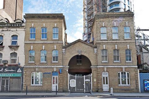 1 bedroom flat to rent, Riga Mews, Aldgate, London, E1