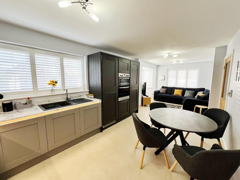 Kitchen/Diner/ Family room