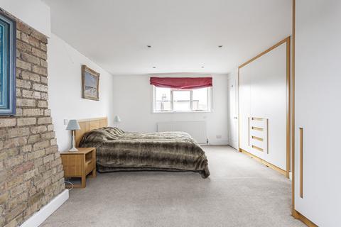 4 bedroom terraced house for sale, Esmond Road, London, W4