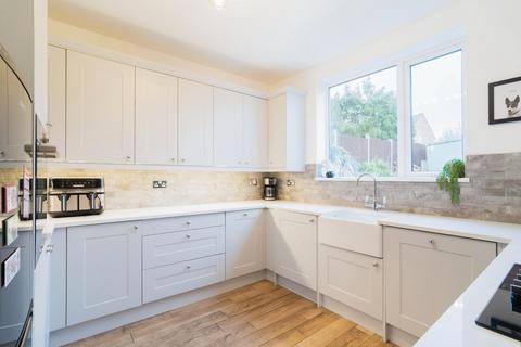 3 bedroom semi-detached house for sale, Clarendon Way, Orpington BR5