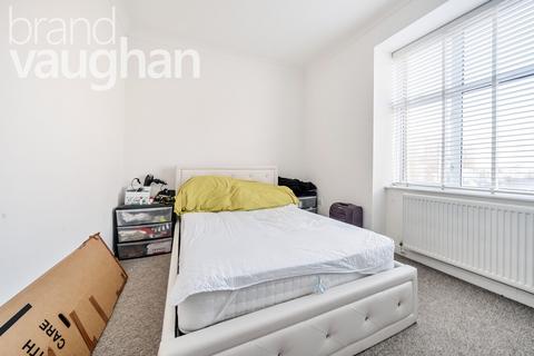 3 bedroom flat to rent, Bristol Gardens, Brighton, BN2