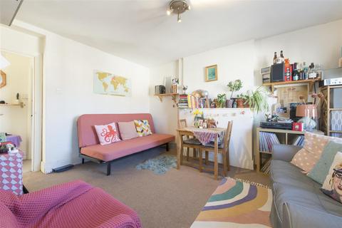 1 bedroom flat for sale, Agar Grove, London