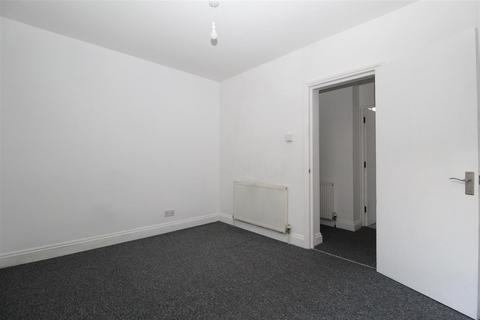 3 bedroom flat for sale, Athelstan Road, Margate