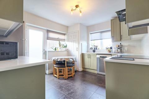 3 bedroom semi-detached house for sale, Ferris Avenue, Chelmsford CM3