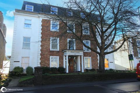 2 bedroom flat for sale, Canterbury Road, Birchington