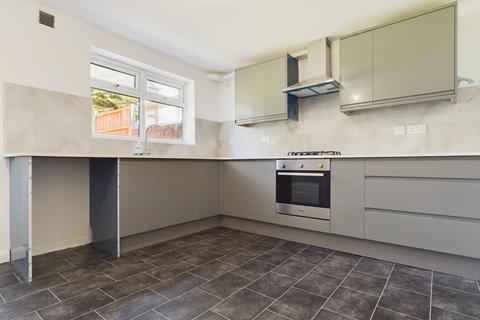 3 bedroom semi-detached house to rent, Heybarnes Road, Birmingham, B10