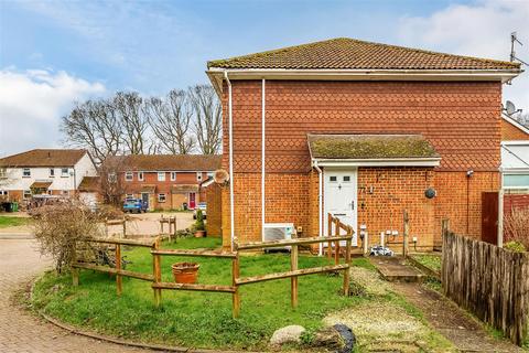 72 Bakers Way, Capel, Dorking, RH5 5JS