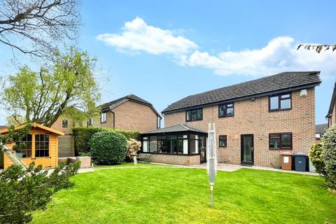 12 Barlow Way, Sandbach, CW11 1PB