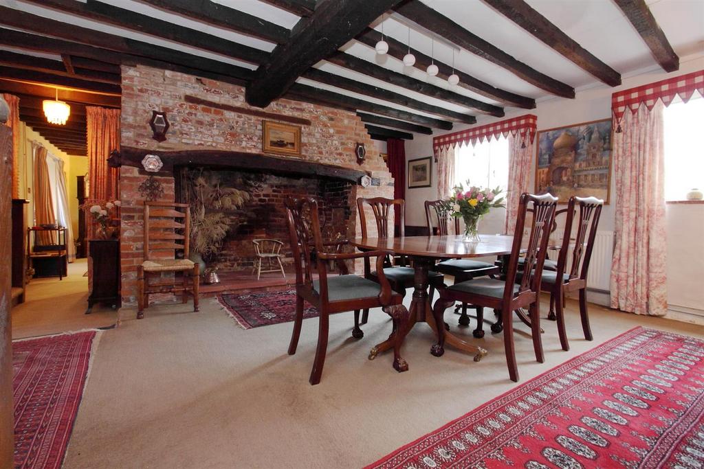 Old Palace Farmhouse