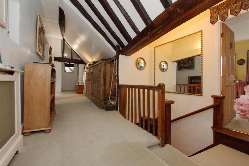 Old Palace Farmhouse