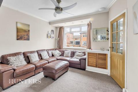 8 Repton Avenue, Oldham, OL8 4JB