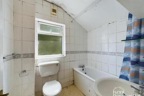 48 Gordon Road, Rochester, ME2 3HJ
