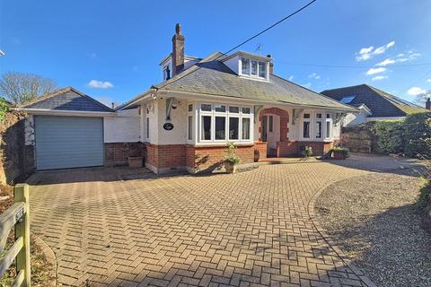 Becton Lane, Barton on Sea, New Milton, Hampshire, BH25