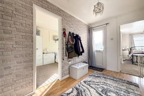 32 Cranesbill Road, Lowestoft, NR33 7ED