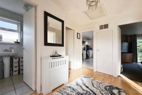 32 Cranesbill Road, Lowestoft, NR33 7ED