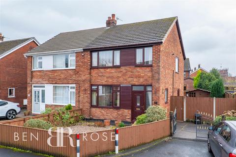 3 bedroom semi-detached house for sale, Elswick Road, Leyland